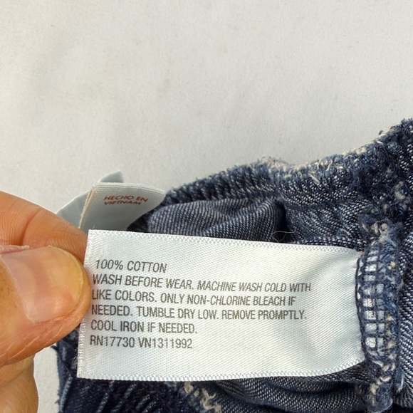 Cat & Jack Dark Blue Denim Shorts - Picture 4 of 4